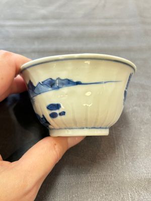 13 Chinese blue and white cups and 15 saucers, Kangxi — 照片 25