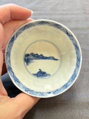 13 Chinese blue and white cups and 15 saucers, Kangxi — 照片 27