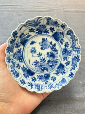 13 Chinese blue and white cups and 15 saucers, Kangxi — 照片 35