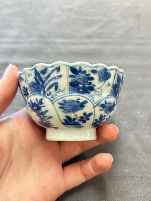 13 Chinese blue and white cups and 15 saucers, Kangxi — 照片 73