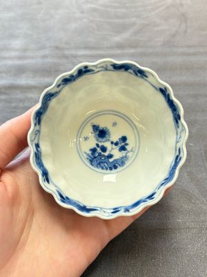 13 Chinese blue and white cups and 15 saucers, Kangxi — 照片 77