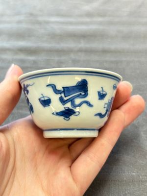 13 Chinese blue and white cups and 15 saucers, Kangxi — 照片 88