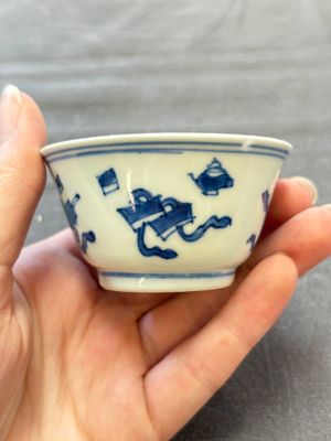 13 Chinese blue and white cups and 15 saucers, Kangxi — 照片 100