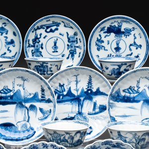 13 Chinese blue and white cups and 15 saucers, Kangxi — 照片 4