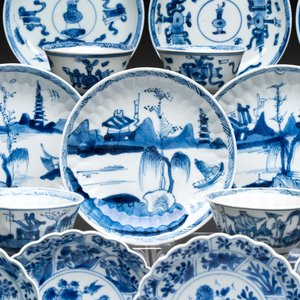 13 Chinese blue and white cups and 15 saucers, Kangxi — 照片 8