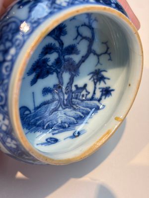 13 Chinese blue and white wares and four sets of Japanese Imari cups and saucers, 17/18th C. — foto 23