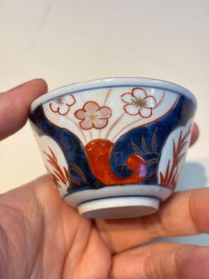 13 Chinese blue and white wares and four sets of Japanese Imari cups and saucers, 17/18th C. — foto 32