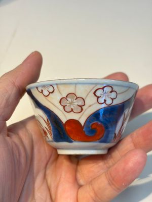 13 Chinese blue and white wares and four sets of Japanese Imari cups and saucers, 17/18th C. — foto 46