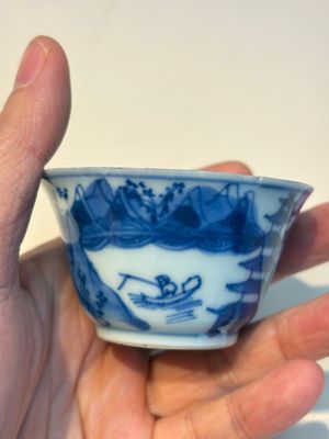 13 Chinese blue and white wares and four sets of Japanese Imari cups and saucers, 17/18th C. — foto 61