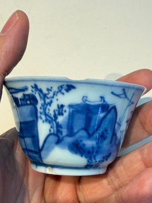 13 Chinese blue and white wares and four sets of Japanese Imari cups and saucers, 17/18th C. — foto 63