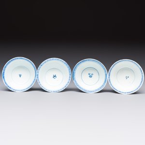 13 Chinese blue and white wares and four sets of Japanese Imari cups and saucers, 17/18th C. — foto 16