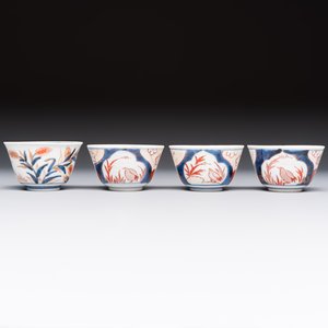 13 Chinese blue and white wares and four sets of Japanese Imari cups and saucers, 17/18th C. — foto 20