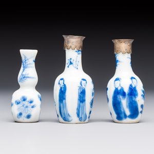13 Chinese blue and white wares and four sets of Japanese Imari cups and saucers, 17/18th C. — foto 32