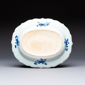 13 Chinese blue and white 'Xi Xiang Ji' serving dishes, Qianlong — 照片 21