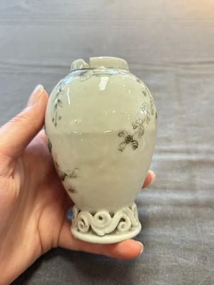 13 Chinese blue, white and polychrome wares, Kangxi and later — photo 16