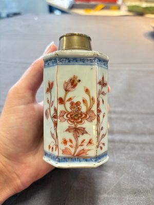 13 Chinese blue, white and polychrome wares, Kangxi and later — photo 2