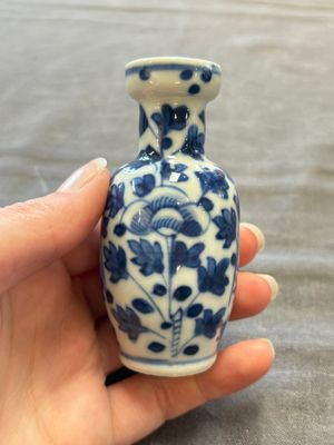13 Chinese blue, white and polychrome wares, Kangxi and later — photo 35