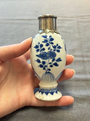 13 Chinese blue, white and polychrome wares, Kangxi and later — photo 45