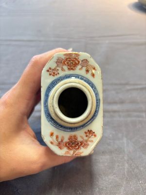 13 Chinese blue, white and polychrome wares, Kangxi and later — photo 6