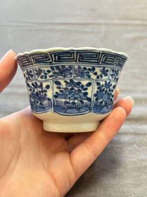13 Chinese blue, white and polychrome wares, Kangxi and later — photo 61