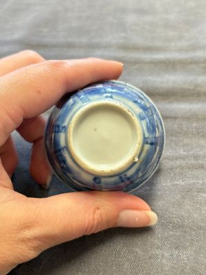 13 Chinese blue, white and polychrome wares, Kangxi and later — photo 77