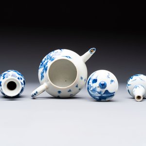 13 Chinese blue, white and polychrome wares, Kangxi and later — photo 16