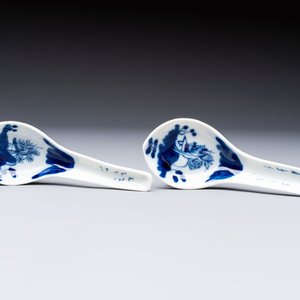 13 Chinese blue, white and polychrome wares, Kangxi and later — photo 18