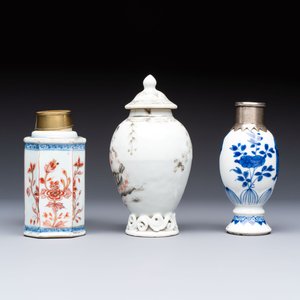 13 Chinese blue, white and polychrome wares, Kangxi and later — photo 3