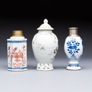 13 Chinese blue, white and polychrome wares, Kangxi and later — photo 5