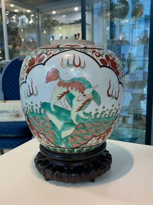 13 Chinese blue, white, famille rose, verte and qianjiang cai wares, 19/20th C. — photo 36