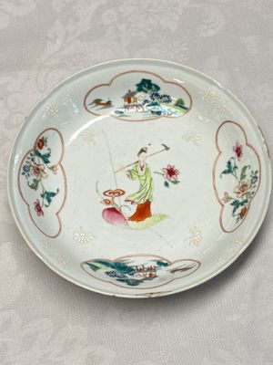 13 Chinese famille rose and Imari-style wares — photo 7