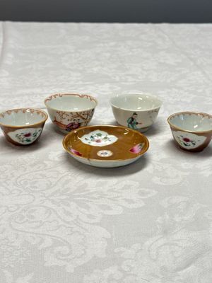 13 Chinese famille rose and Imari-style wares — photo 8