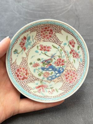 13 Chinese famille rose cups and 15 saucers, Yongzheng/Qianlong — 照片 63