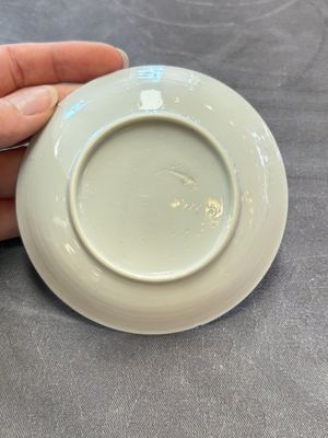 13 Chinese famille rose cups and 15 saucers, Yongzheng/Qianlong — 照片 66