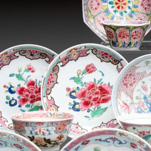 13 Chinese famille rose cups and 15 saucers, Yongzheng/Qianlong — 照片 4