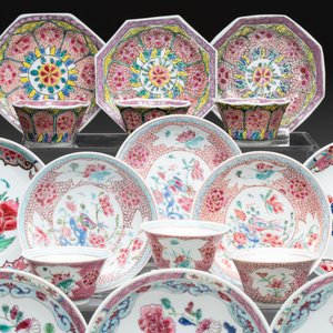 13 Chinese famille rose cups and 15 saucers, Yongzheng/Qianlong — 照片 10