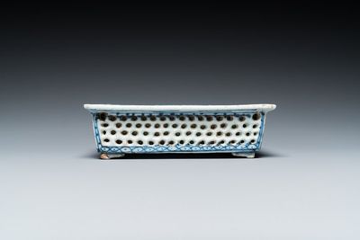 13 pieces of blue and white Chinese porcelain, 18/20th C. — 照片 14