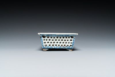 13 stukken Chinees blauw-wit porselein, 18/20e eeuw — foto 15
