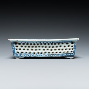 13 stukken Chinees blauw-wit porselein, 18/20e eeuw — foto 12