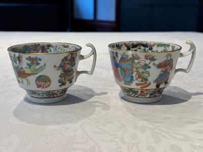 14 Chinese Canton famille rose 'Wu Shuang Pu-style' cups and saucers, 19th C. — photo 67