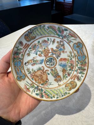 14 Chinese Canton famille rose 'Wu Shuang Pu-style' cups and saucers, 19th C. — photo 10