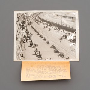 14 photographs of Shanghai and its people by an American correspondent, dated 1949 — 照片 12