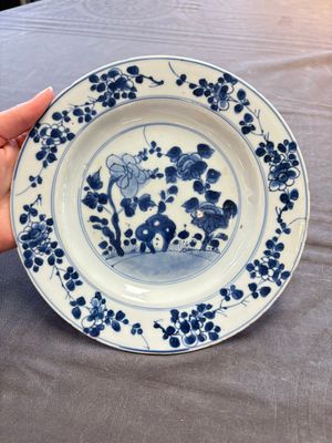 15 Chinese blue and white plates with floral and 'shou 壽' design, Yongzheng mark, 18th C. — 照片 9