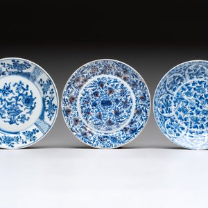 15 Chinese blue and white plates with floral and 'shou 壽' design, Yongzheng mark, 18th C. — 照片 4