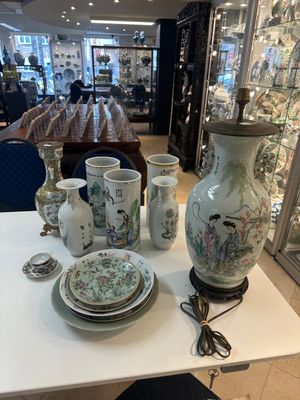 15 Chinese famille rose, qianjiang cai and monochrome wares, 19/20th C. — photo 1