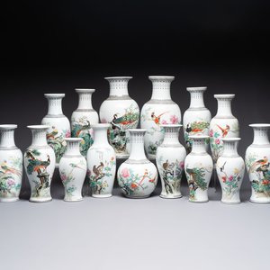 15 Chinese famille rose vases with birds among flowering branches, Qianlong and Jingdezhen marks, 20th C. — photo 1