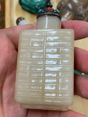 15 tabatières en pierres dures, verre et noyer, Chine, 19/20ème — photo 22