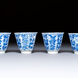 16 Chinese blue and white cups and 24 saucers, various marks, Kangxi and later — photo 21