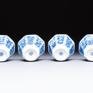 16 Chinese blue and white cups and 24 saucers, various marks, Kangxi and later — photo 23