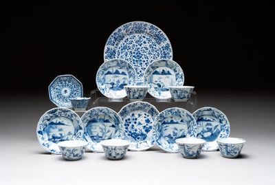16 Chinese blue and white wares, Kangxi/Yongzheng